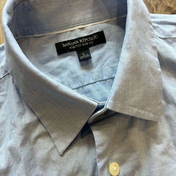 I Crew, Banana Republic, Zara and Old Nay shirts for sale. - Picture 8 of 16